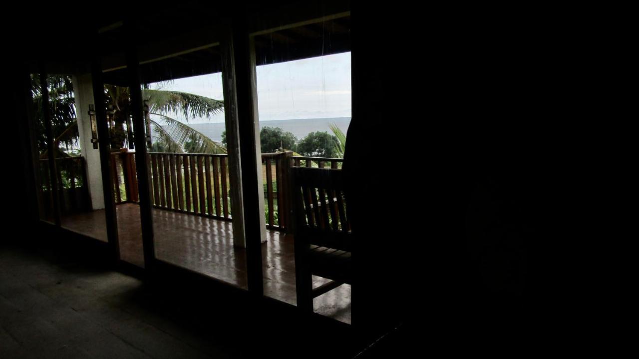 Dikaloha Surfschool And Stay Airsatang Eksteriør bilde